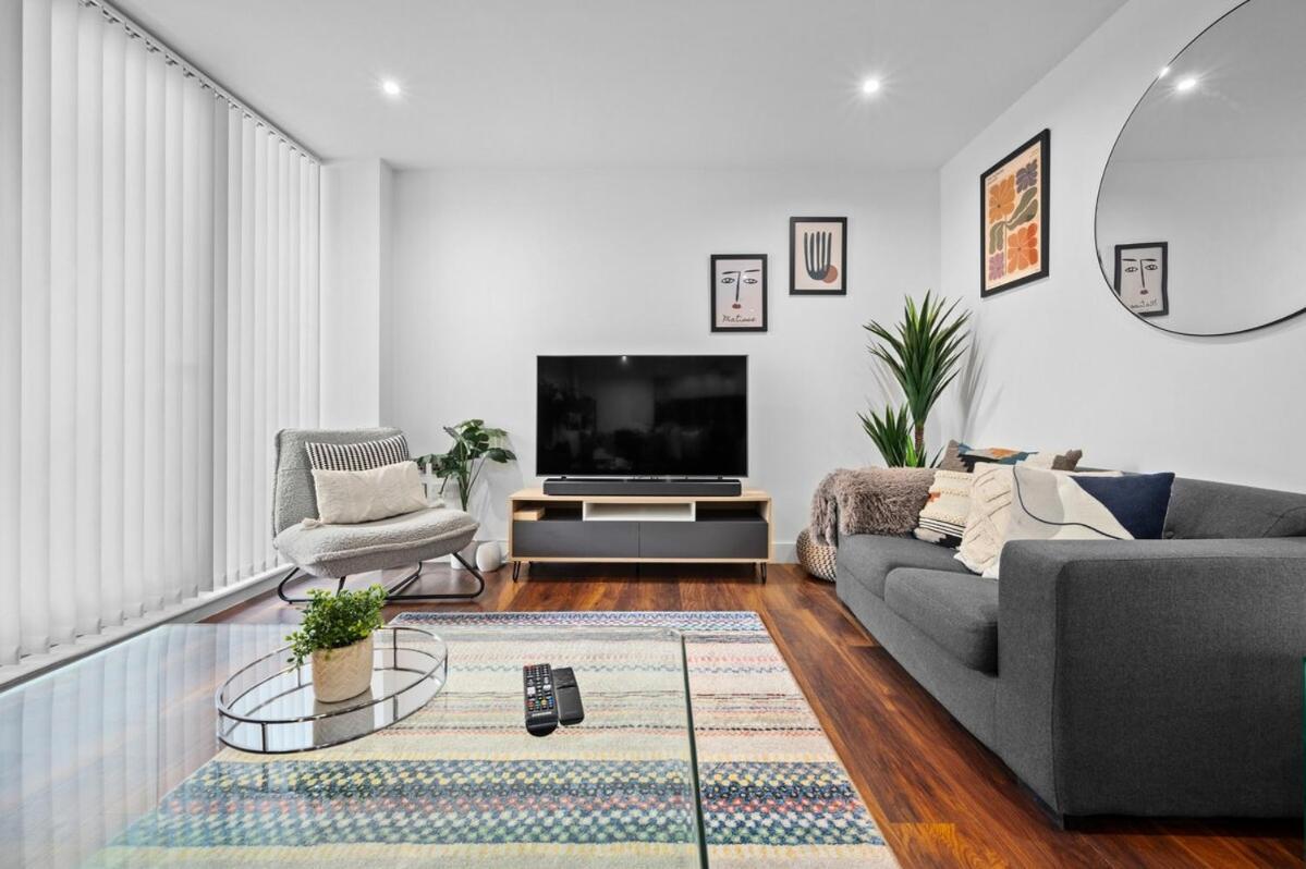One Cambridge Residence By Coqoon Manchester Bagian luar foto
